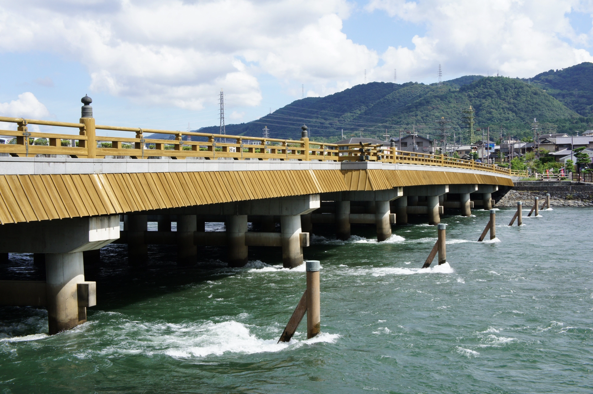 宇治橋